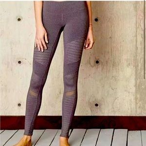 Alo yoga moto leggings